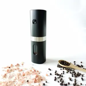 Hot Sale Electronic Pepper Shaker Battery Controlled Salt and Pepper Grinders Set