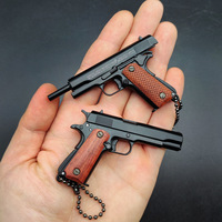 Porte-clés Mini Pistolet Jouet pour Garçons 1911 en Bois, avec Cartouche Texturée, Design Cool