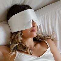 Masque pour les yeux en soie de mûrier premium avec fermeture Velcro pour la relaxation, cache-yeux en soie respirant bloquant la lumière pour la sieste et les voyages