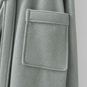 Accappatoio in spugna di cotone 100% personalizzabile con logo, nero, unisex, per hotel 5 stelle e resort, super morbido, leggero e ad asciugatura rapida - Product Image 2