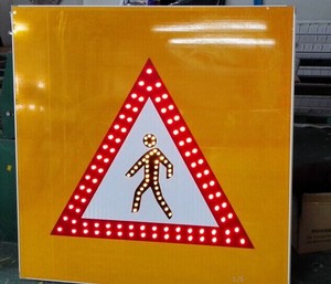 <span class=keywords><strong>Panneau</strong></span> de signalisation routière solaire LED Roadsafe en aluminium bleu, flèche de sécurité pour piétons, film réfléchissant 3M pour la route - Product Image 3