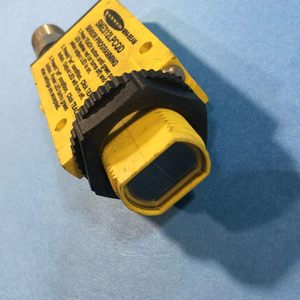Détecteur de produit transparent à déconnexion rapide, capteur rétroréfléchissant polarisé Banner Mini Beam SME312LPCQD 10-30V DC - Product Image 3