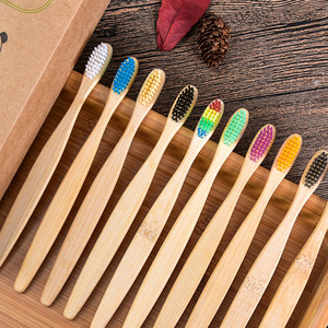 Vente en gros de brosses à dents en bois personnalisées pour hôtel, biodégradables, en bambou, emballage en papier kraft écologique, brosse à dents - Product Image 3