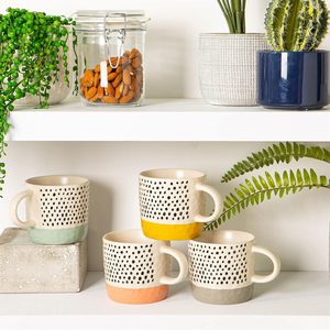 Ensemble de tasses à café en céramique Nicola Spring 385 ml, design à pois multicolores, passe au lave-vaisselle et au micro-ondes, pour boissons chaudes et thé - Product Image 5