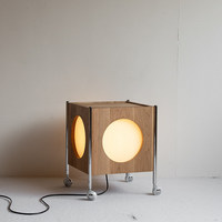 Table d'angle en bois de cerisier et noyer noir de style mid-century, lampe de sol mobile 2-en-1 avec abat-jour en papier