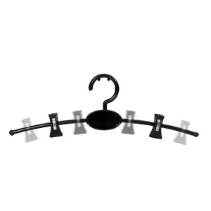 Colgador de Plástico Duradero y Colorido para Sujetadores y Lencería - Product Image 2