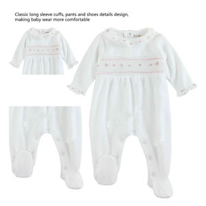 Nuova Tutina da Bimba in Cotone Organico Naturale Lavorata a Maglia con Colletto a Loto Ricamato a Mano Alla Moda - Product Image 5