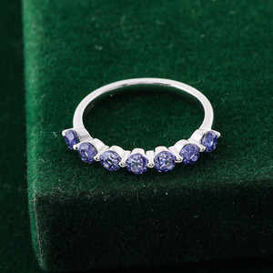 Anillo de Zafiro Cultivado en Laboratorio, Corte Redondo, 18K, Sólido, Personalizado por Xi Qing, Anillo de Boda de Media Eternidad - Product Image 1