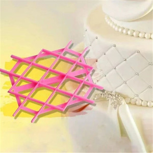 Diamond Plastic Fondant Cake Embossing Mold Cookie Chocolate Stamping Baking Tool Wedding Cake Decorating Supplies - Product Image 1