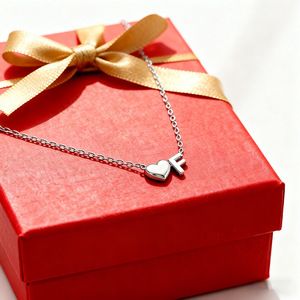 Kaanjewelry - Juego de Collar con Colgante de Letra Personalizada de Plata de Ley 925 con Caja de Regalo - Cadena de Clavícula con Alfabeto <span class=keywords><strong>para</strong></span> <span class=keywords><strong>el</strong></span> Día de San Valentín/Cumpleaños - Product Image 3