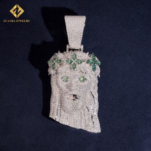 Nouveautés Pendentif Jésus en argent sterling 925 massif, serti de moissanite bleu vert personnalisée, glacé - Product Image 1