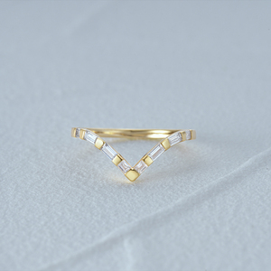 Anillo de Boda de Lujo CANNER con Zirconia Cúbica 5A, Anillo de Plata de Ley S925 Vintage con Forma de V en Oro de 18K para Mujer - Product Image 2