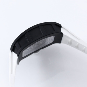 Montre mécanique à mouvement intégré avec deux boîtes à fermoir séparées et un balancier clairement visible - Product Image 4