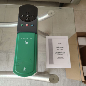 UNI1403 UNIDRIVE 1.5KW 380V Funcionando Bien Entrega Rápida UNI1403 UNI1403 UNIDRIVE 1.5KW 380V Funcionando Bien Entrega Rápida U - Product Image 1