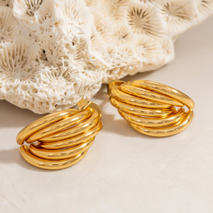 Pendientes de Aro Geométricos Chapados en Oro de 18K, Joyería Fina para Uso Diario de Mujer - Product Image 4