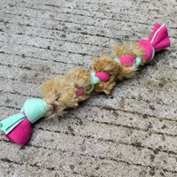 Jouet en peluche personnalisé en fourrure d'animal véritable (lapin/chien) de haute qualité pour chien, jouet interactif d'extérieur à tirer et à mâcher, en gros