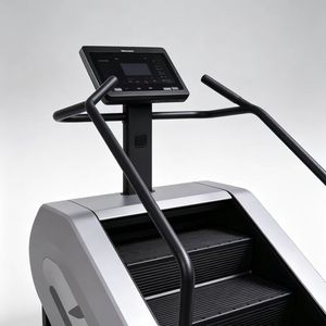 Appareil de cardio-training commercial vertical pour la montée d'escaliers avec affichage du temps, de la vitesse, des calories et de la distance parcourue - Product Image 5