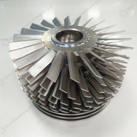Rotor de turbine à gaz en acier inoxydable usiné avec précision sur CNC 5 axes, comprenant un impeller et une roue