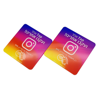 Carte intelligente NFC en acrylique étanche 13,56 MHz Ntag213 90 mm avec code QR, support tactile mobile pour réseaux sociaux, paiement hôtelier