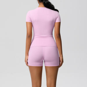 Activewear al por mayor conjunto de yoga que absorbe la humedad con mallas de bolsillo para correr y gimnasio - Product Image 5