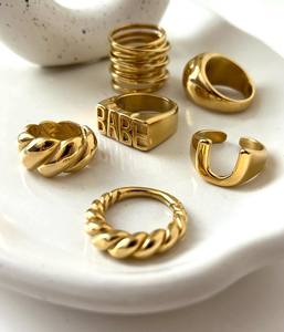 Nuovi Anelli all'Ingrosso in Acciaio Inossidabile 316L Placcati Oro 18K PVD per Donna e Uomo - Product Image 1
