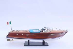 Bateaux décoratifs en bois blancs européens GIA NHIEN RIVA ARISTON, bateaux en bois poli faits à la main de haute qualité, art et objets de collection pour la maison - Product Image 5