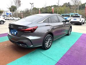 Voitures d'occasion économiques 2023 2024 2025 MG5 Global Luxury 180DVVT CVT – <span class=keywords><strong>Berline</strong></span> de luxe d'occasion prête à l'exportation mondiale - Product Image 3