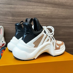 High-end Fashion Trend LOve Designer Brand Retro-<b>style</b> Sporty Lace-up Breathable Mesh Sports <b>Shoes</b> and Casual <b>Walking</b> <b>Shoes</b> - Product Image 4