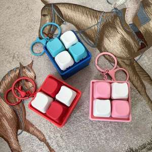 Llavero con teclado <span class=keywords><strong>de</strong></span> cuatro teclas LED <span class=keywords><strong>de</strong></span> <span class=keywords><strong>voz</strong></span>, botón <span class=keywords><strong>de</strong></span> presión táctil, llavero <span class=keywords><strong>de</strong></span> descompresión con teclas - Product Image 2