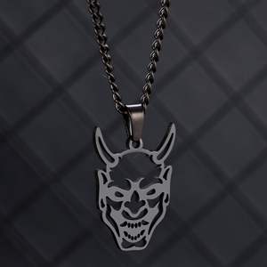 Prajna fantasma máscara colgante estilo Retro Acero inoxidable buey cuerno moda Cruz patrón Halloween fantasma diablo collar - Product Image 6