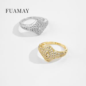 Bague FUAMAY élégante en cuivre et laiton plaqué or 18 carats/rhodium, bicolore, pavée de zirconiums cubiques, motif bouclier, centre marquise, bijoux fins pour femme - Product Image 1