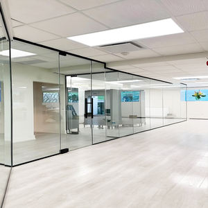 ผนังกระจกนิรภัยแบบไร้กรอบ <span class=keywords><strong>ราคา</strong></span>แข่งขัน ปรับแต่งได้ตามต้องการ ผู้จัด<span class=keywords><strong>จ</strong></span>ำหน่ายผนังกระจกสำนักงานสมัยใหม่ สำหรับอาคารสำนักงาน - Product Image 1