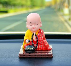 เครื่องประดับสำหรับรถยนต์รูปพระแบบโรบริคพลังงานแสงอาทิตย์ขนาดเล็กอุปกรณ์เสริมสำหรับรถยนต์ที่มีการเคาะลงบนปลาที่ทำจากไม้พระขนาดเล็ก - Product Image 5