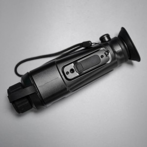 Monoculaire thermique extérieur série TMRS2 384x288 avec vision nocturne et Wi-Fi pour la chasse - Product Image 2