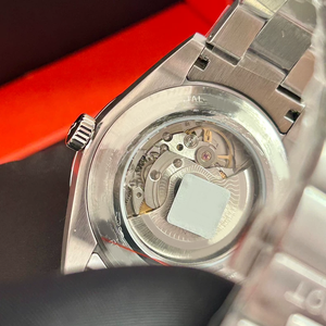 Reloj PRX Powermatic 80 con Movimiento Mecánico ETA, Cristal de Zafiro, Esfera con Agujas, 40 mm, Resistencia al Agua 3BAR, Caja de Titanio Luminosa - Product Image 6