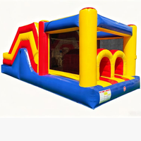Mini parcours d'obstacles, piste de course, château gonflable extérieur décoré, petite machine distributrice pour enfants, jeu de carnaval, fosse à mousse