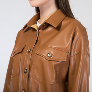 Veste décontractée chaude pour femme en cuir PU à manches longues avec boutons et poches pour l'automne et l'hiver - Product Image 4