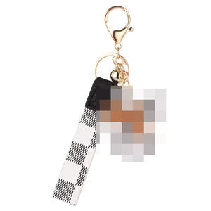 2026 New Design Luxury Mouse PU <strong>Leather</strong> <strong>Key</strong> <strong>Chain</strong> Durable Metal <strong>Key</strong> Ring INS Style Car Keychain for Woman Bag Backpack Pendant - Product Image 3