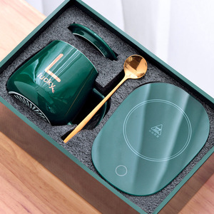 Commercio all'ingrosso su misura colorato controllo della temperatura auto riscaldamento 55 gradi termostato tazza di caffè in ceramica tazza <span class=keywords><strong>con</strong></span> USB più caldo - Product Image 2
