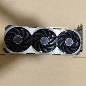 การ์ดจอ Triple Fan White RGB RTX 4070 Ti 16GB สำหรับเดสก์ท็อป Ada Lovelace GPU สำหรับเล่นเกม 4K วาดภาพด้วย AI งานเรนเดอร์ 3 มิติ และตัดต่อวิดีโอ - Product Image 1