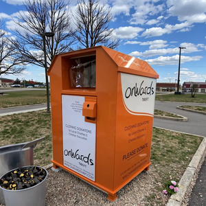 工厂定制的高安全性服装银行，带锁和用于慈善服装收集场所的防盗溜槽 - Product Image 1