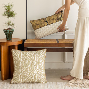 Housse <span class=keywords><strong>de</strong></span> coussin Jacquard 3D Golden Mountain Broderie carrée à motifs géométriques avec passepoil pour canapé ou <span class=keywords><strong>lit</strong></span> - Product Image 4