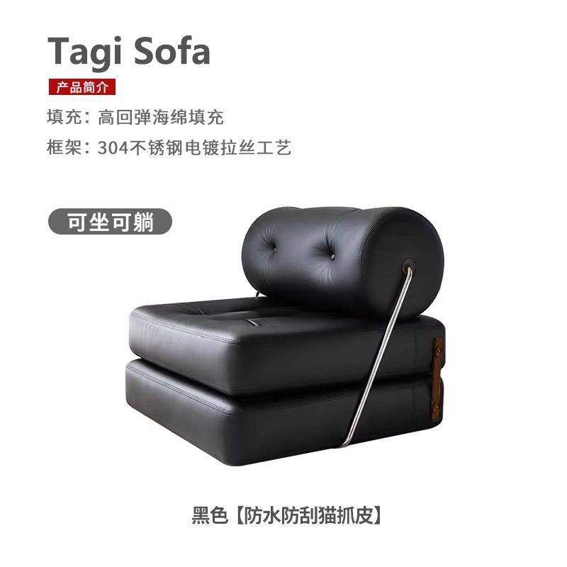 Black+Cat scratching the skin