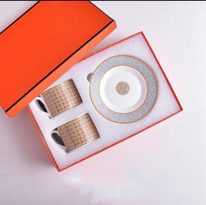 Ensemble de tasses à café en céramique et porcelaine fine écologiques, style européen, pour le thé de l'après-midi, 2 tasses, 2 assiettes, coffret cadeau - Product Image 3