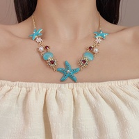 Collier Bohème Étoile de Mer et Coquillages avec Perles, Chaîne en Alliage aux Couleurs Vives, Pendentif Accessoire Tendance pour les Fêtes
