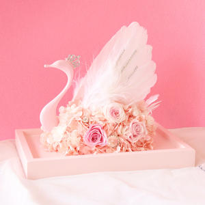 Regalo del Día de San Valentín Flor eterna Hortensia Flor seca Cisne Rosa preservada Acrílico Caja Regalos de regalo para mamá Mujeres - Product Image 3