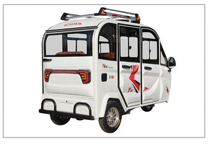 Vente directe en usine Nouveau design de pick-up électrique pour adultes Tricycles de transport fermés à trois <span class=keywords><strong>roues</strong></span> certifiés CEE pour passagers - Product Image 3