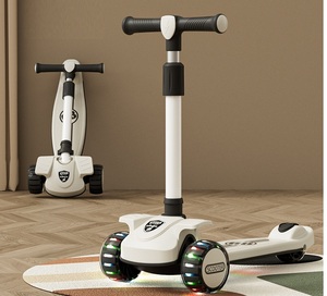 Scooter per bambini Multi-funzionale quattro in uno 1-6 anni ragazzo e ragazza bambino <span class=keywords><strong>Skateboard</strong></span> può sedersi e spingere lo <span class=keywords><strong>Skateboard</strong></span> per i bambini - Product Image 1