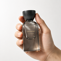 Flacons de parfum carrés en verre de luxe vides de haute qualité 50 ml, pulvérisateur à pompe sérigraphié mat, marque YXY, fabriqué à Jiangsu