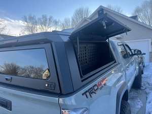 ฝาครอบกระบะรถบรรทุก <span class=keywords><strong>XINYI</strong></span> สำหรับ TOYOTA TACOMA DOGE จัดส่งรวดเร็ว - Product Image 4